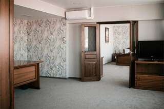 Гостиница Иркутск Иркутск Люкс с видом на город-2