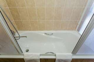 Гостиница Иркутск Иркутск Двухместный номер с 1 кроватью или 2 отдельными кроватями-8