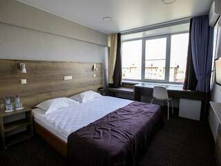 Гостиница Иркутск Иркутск Улучшенный двухместный номер с 2 отдельными кроватями-1