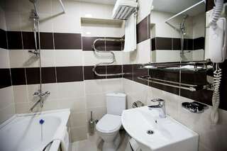 Гостиница Иркутск Иркутск Улучшенный двухместный номер с 2 отдельными кроватями-5